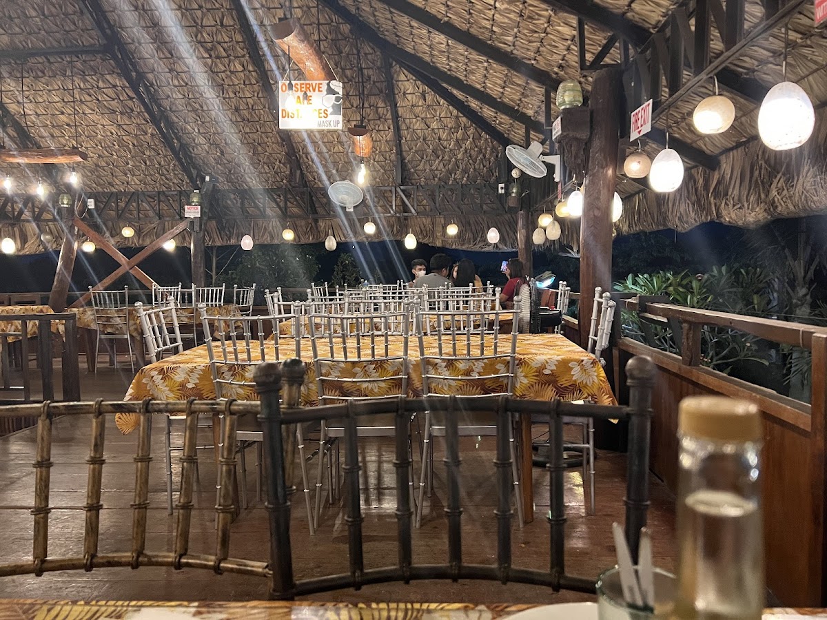 Kamalig Garden Grill & Restaurant - Photo 5