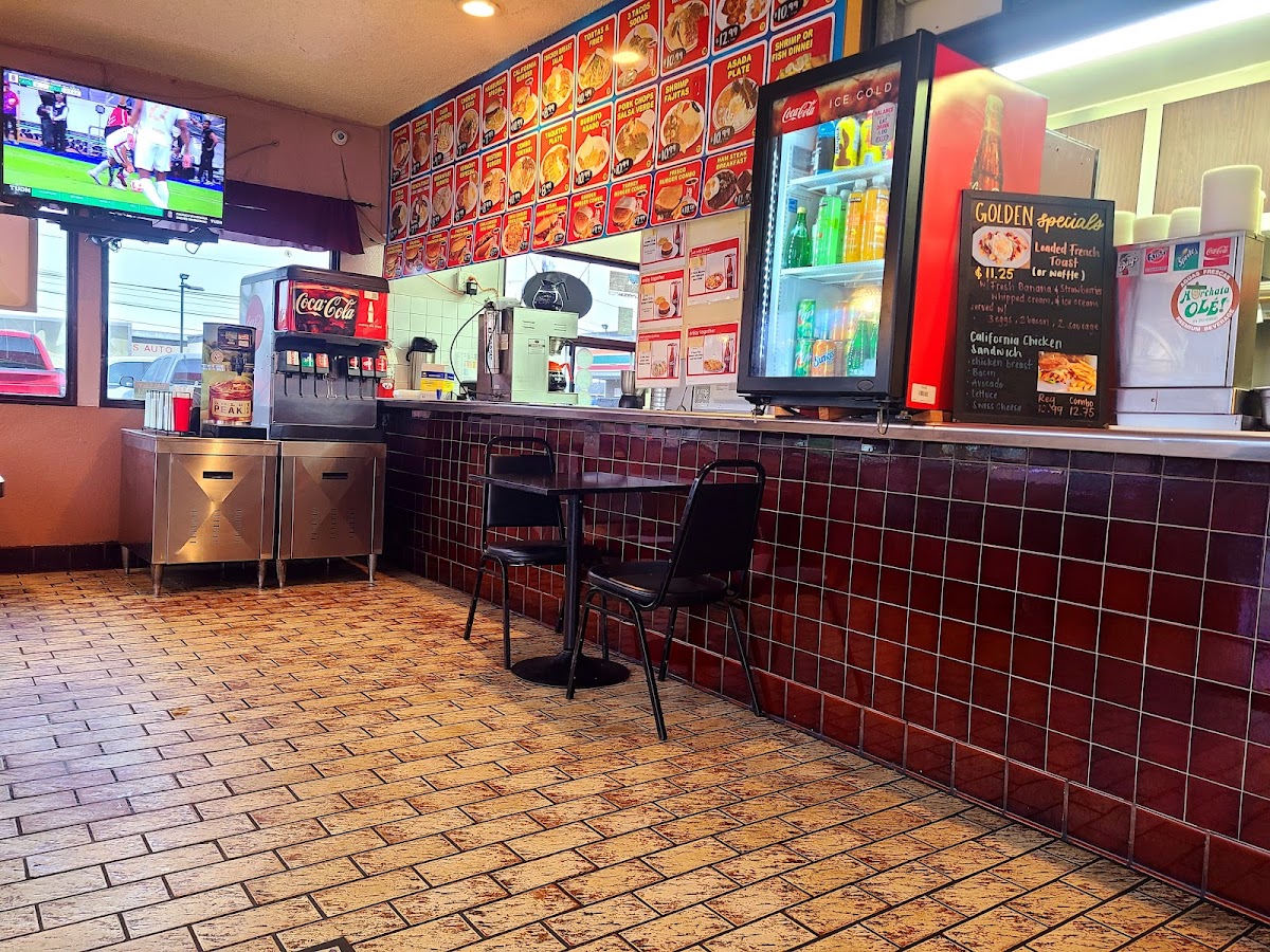 Golden Eagle Drive-In - Photo 5