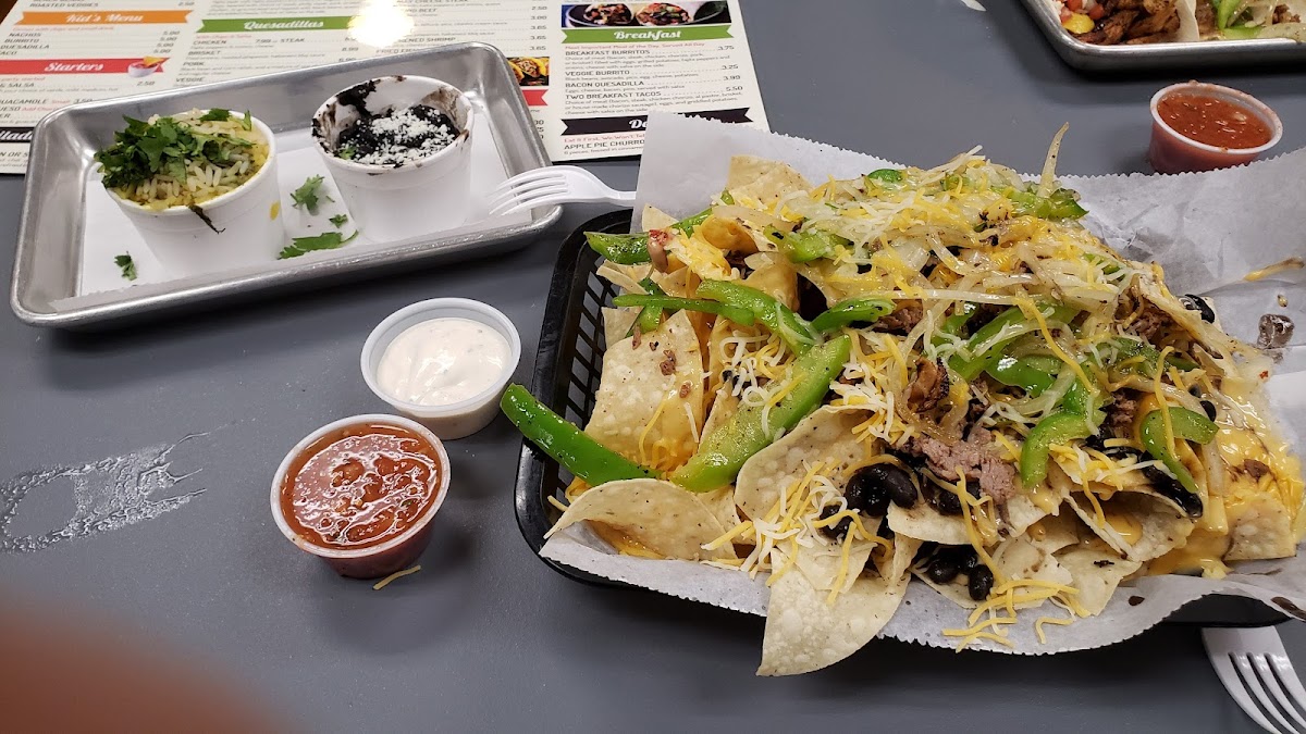 Toni's Taco - Photo 7