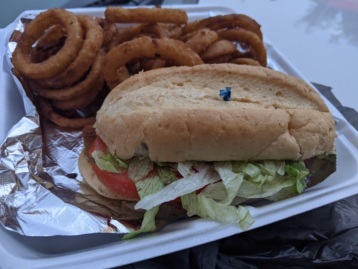 Dogwood Cafe - Photo 9