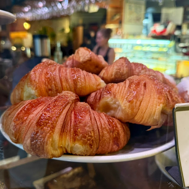 Smoked Salmon Croissant