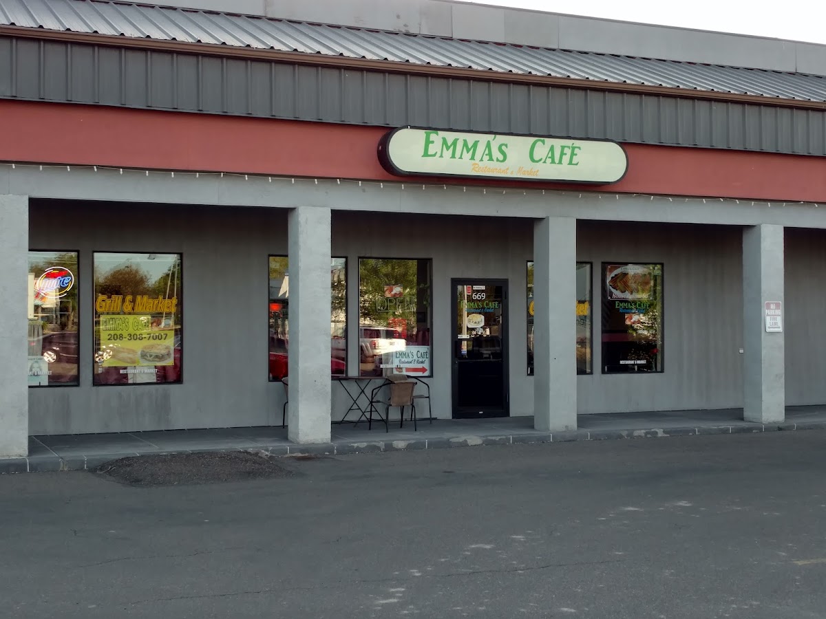 Emma's Cafe & Market - Photo 7