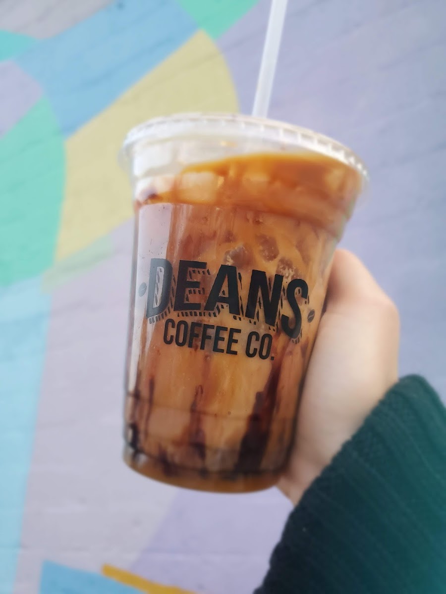 Dean's Coffee Co. - Photo 5