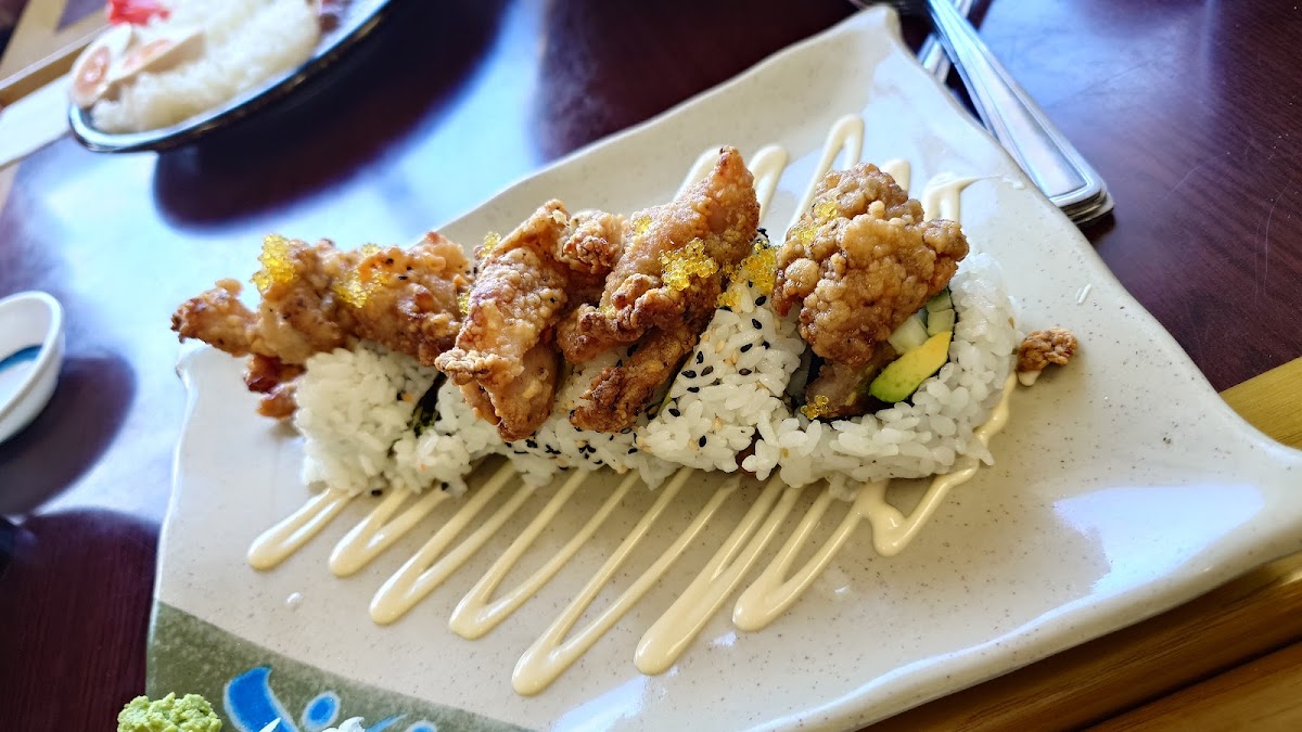 Manpuku Sushi - Photo 1