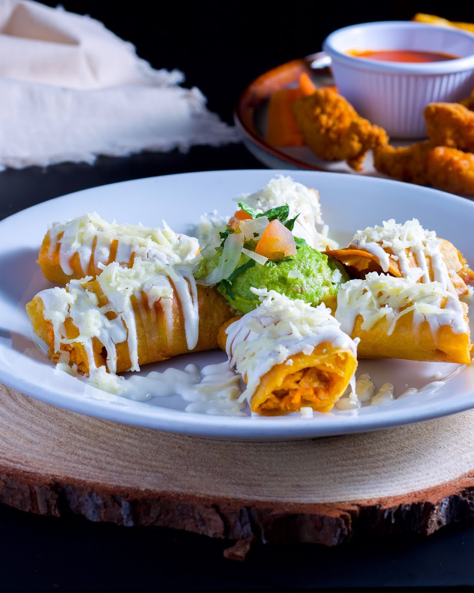 Jalapeno Mexican Grill - Photo 3