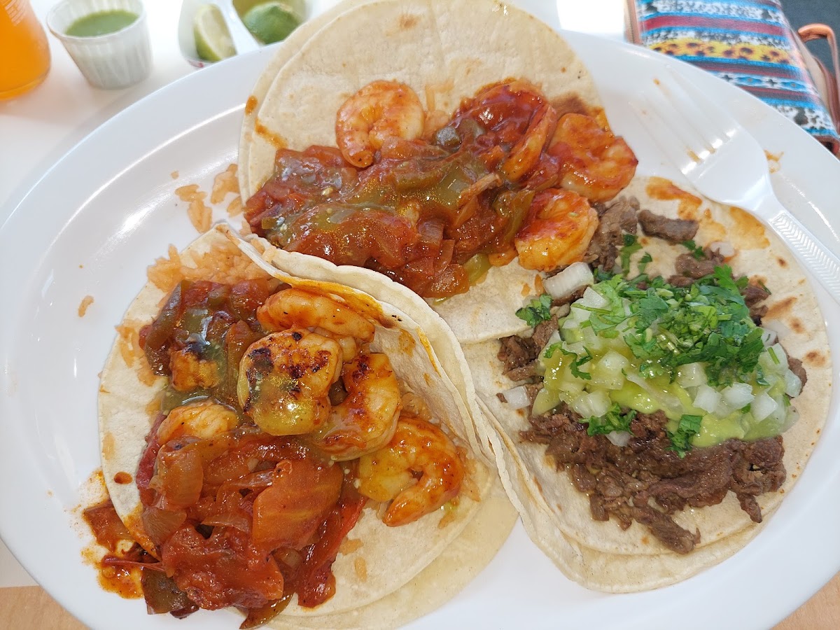 Lucys Taco Shop Bend - Photo 2