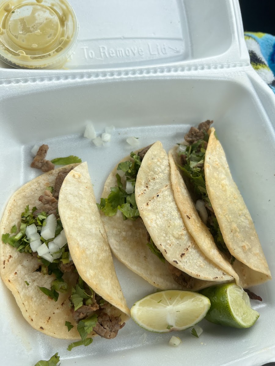 Gabby's Tacos - Photo 4