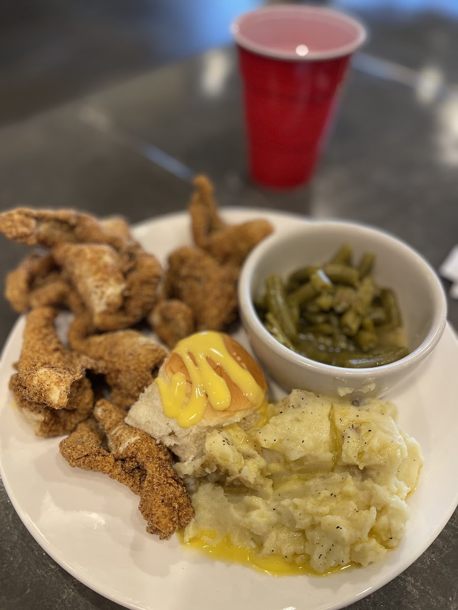 Wingz & More - Photo 4