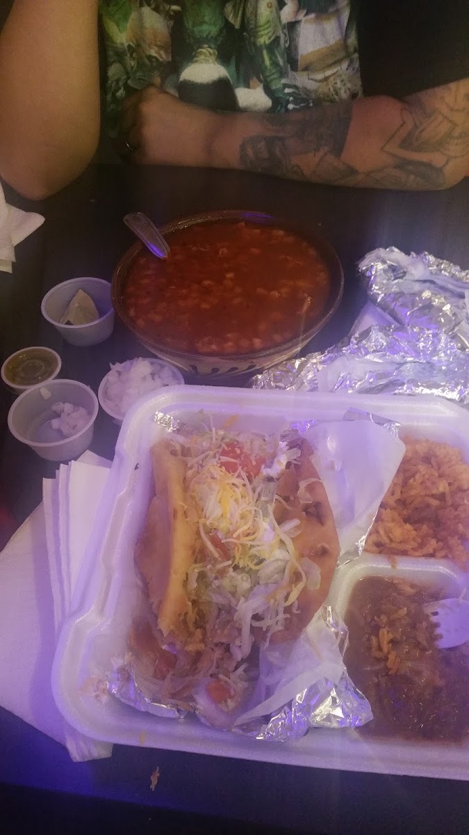 El Paso Grill - Photo 4