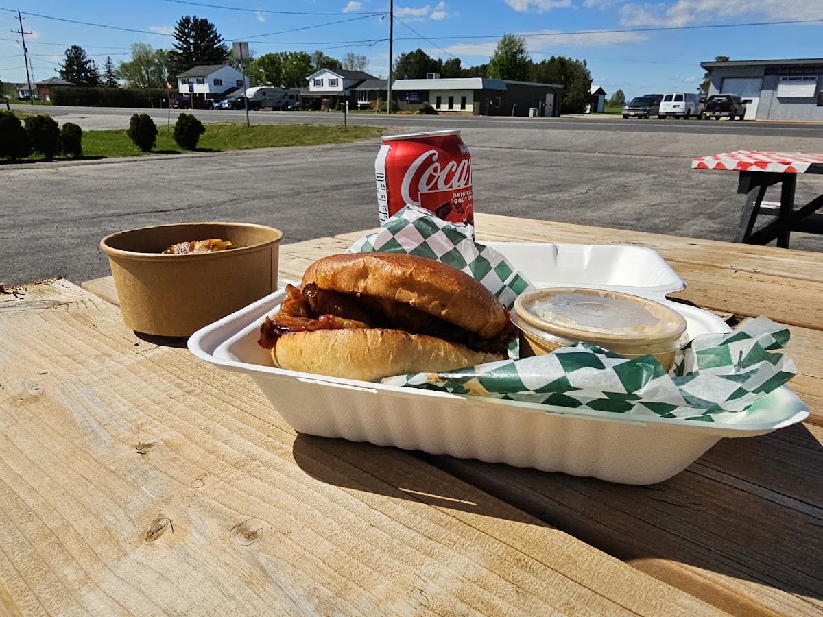 The Smokin Caboose Barbeque - Photo 5