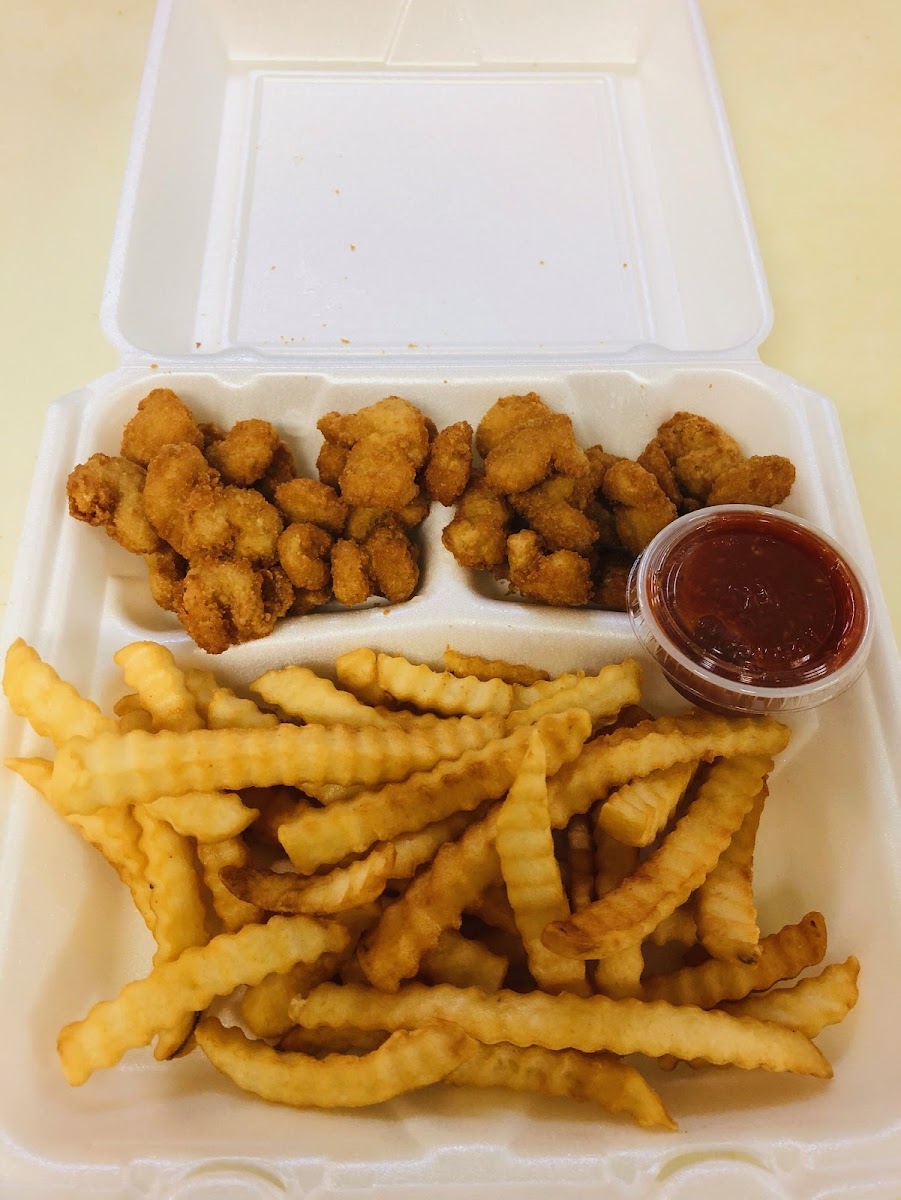 Donna's Drive In - Photo 5