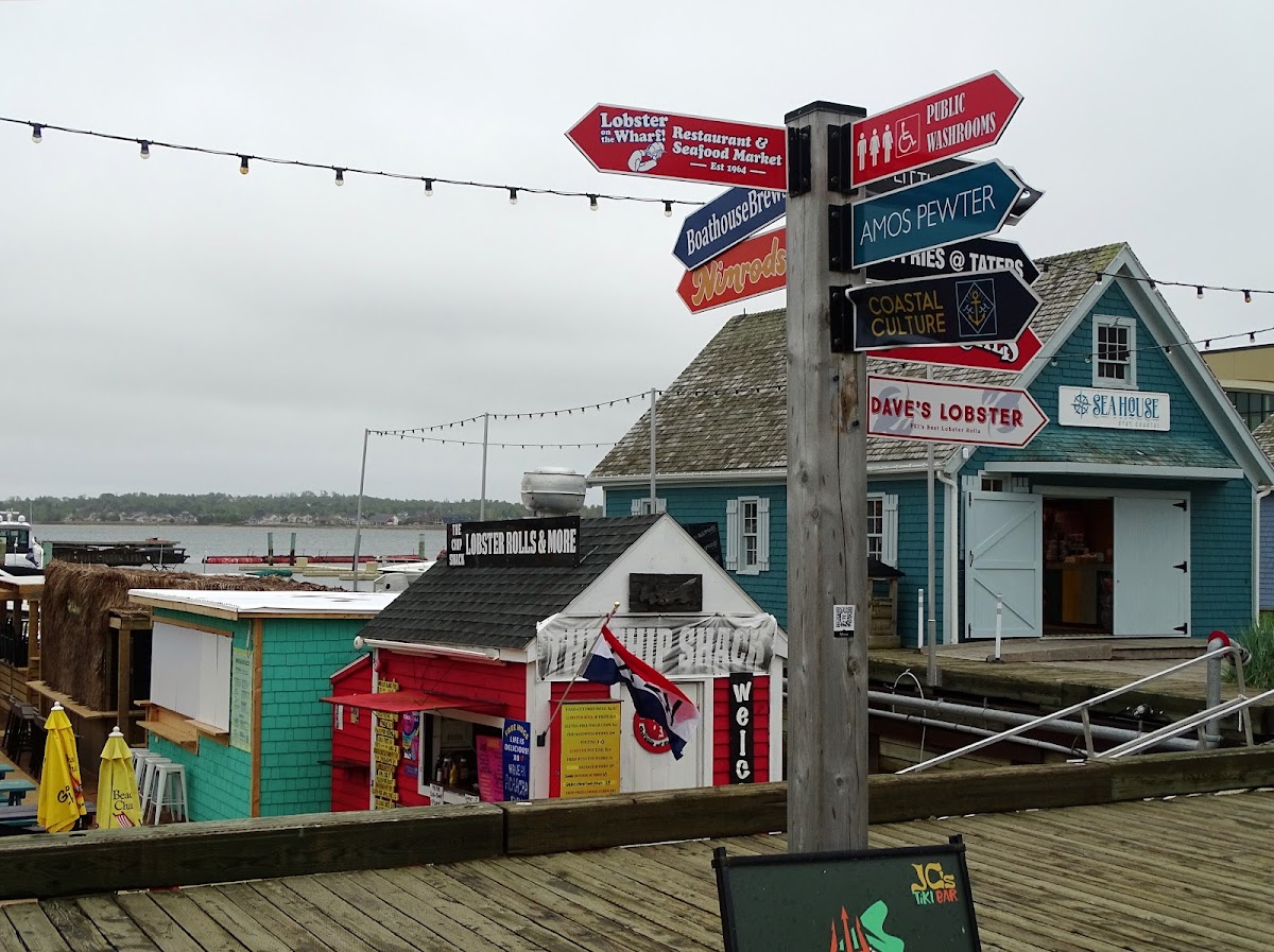 Nimrods' Floating Pizza and Burger Bars - Photo 2