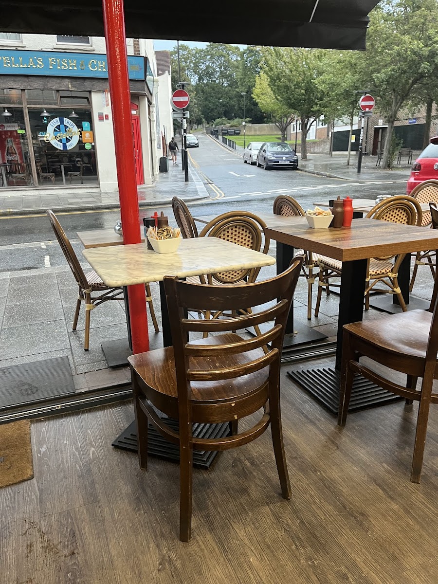Cafe Tresor - Photo 3