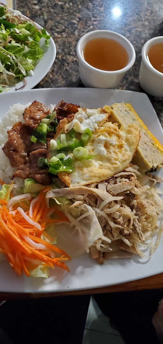 Pho My Chau Restaurant - Photo 5