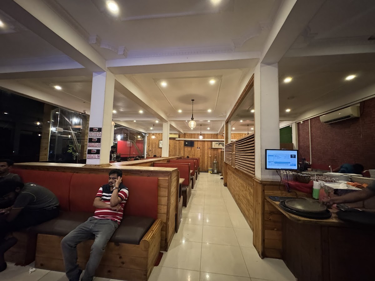 Myburger Family Restaurant - Photo 4