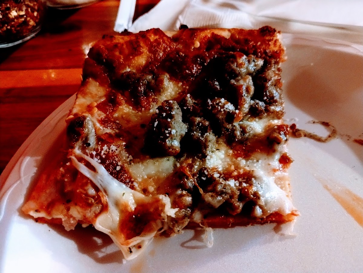 Pizza Cellar - Photo 4