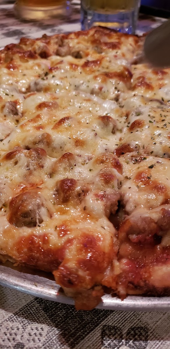Pizza Cellar - Photo 5