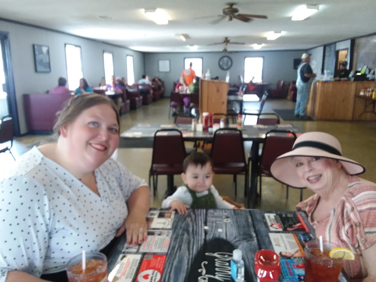 Granny's Corner Eatery - Photo 9