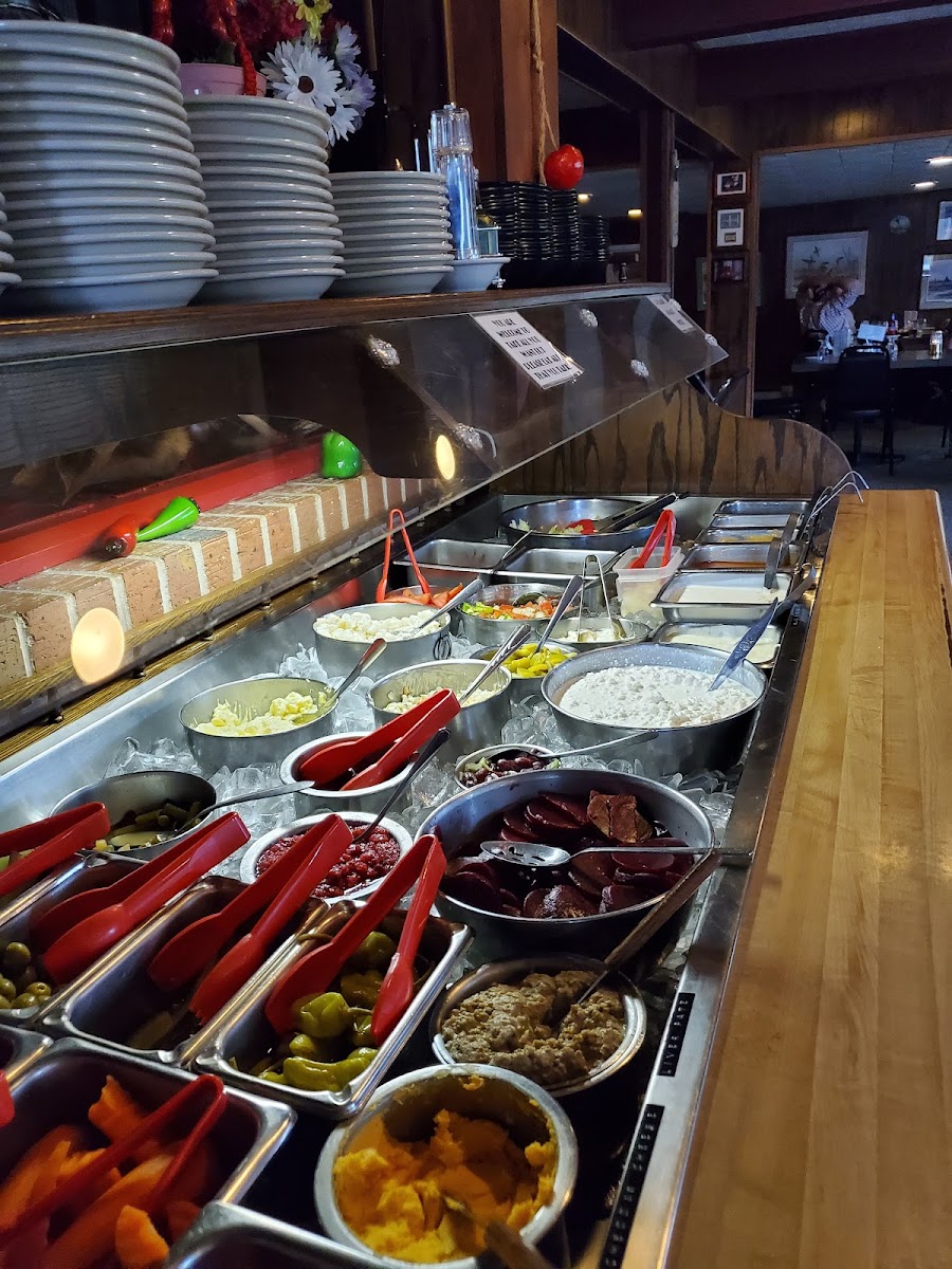 Ullman's Ding-A-Ling Supper Club - Photo 6