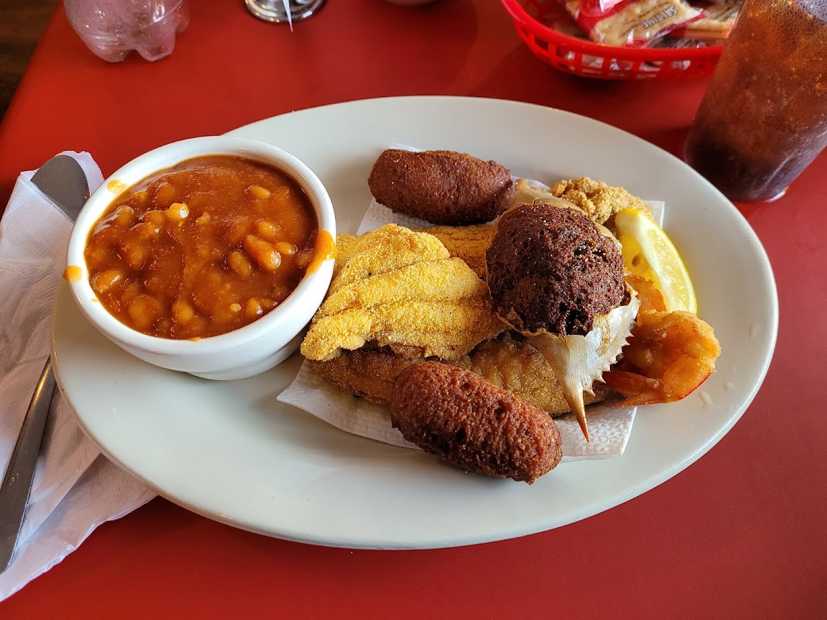 Gator's Seafood Restaurant - Photo 1