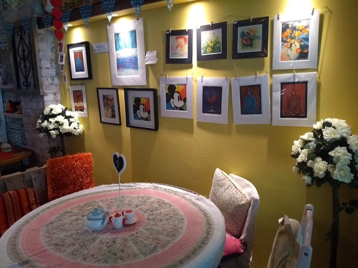 Lucy’s - Photo 5