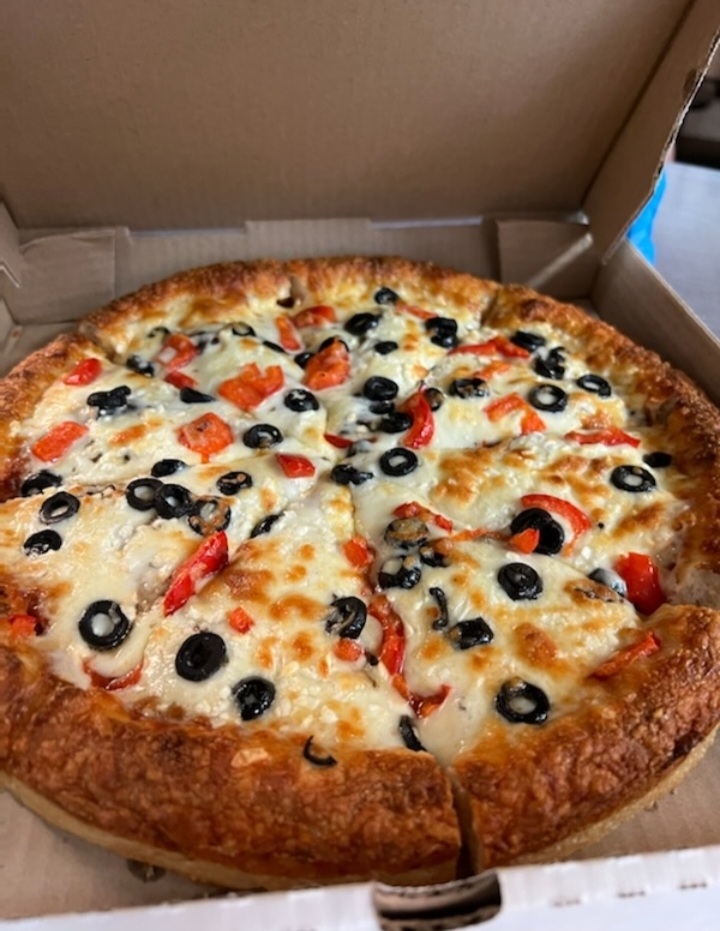 Papitos Pizza (Kettle Valley) - Photo 6