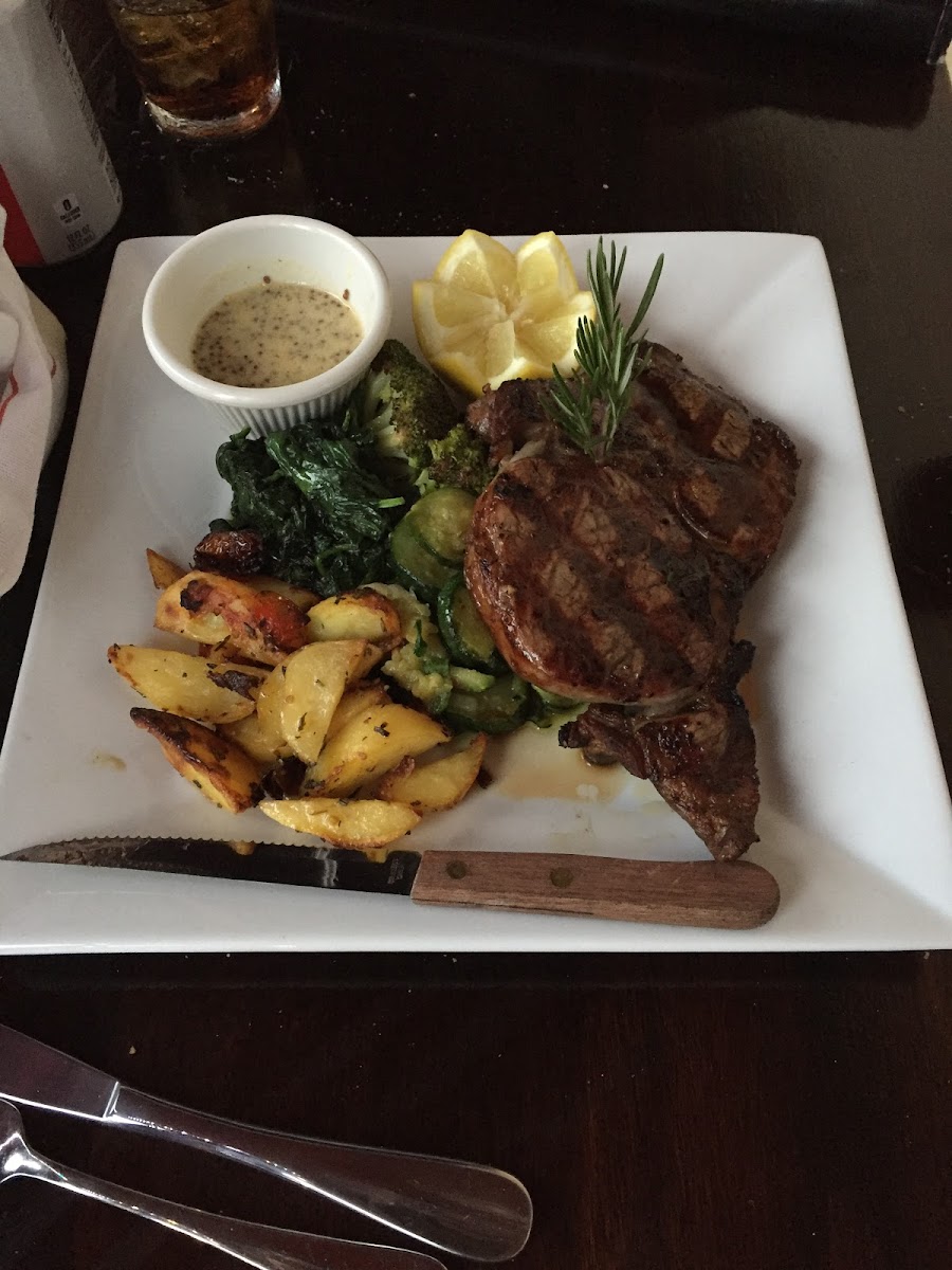 Trattoria Via Veneto - Photo 1