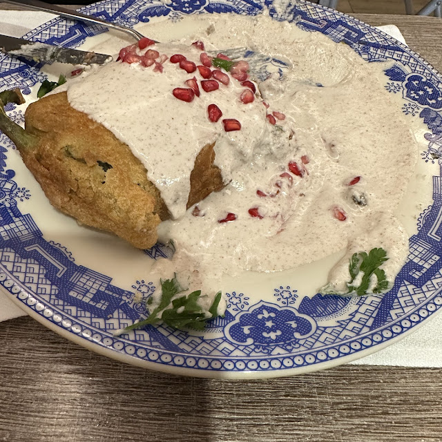 Chiles En Nogada