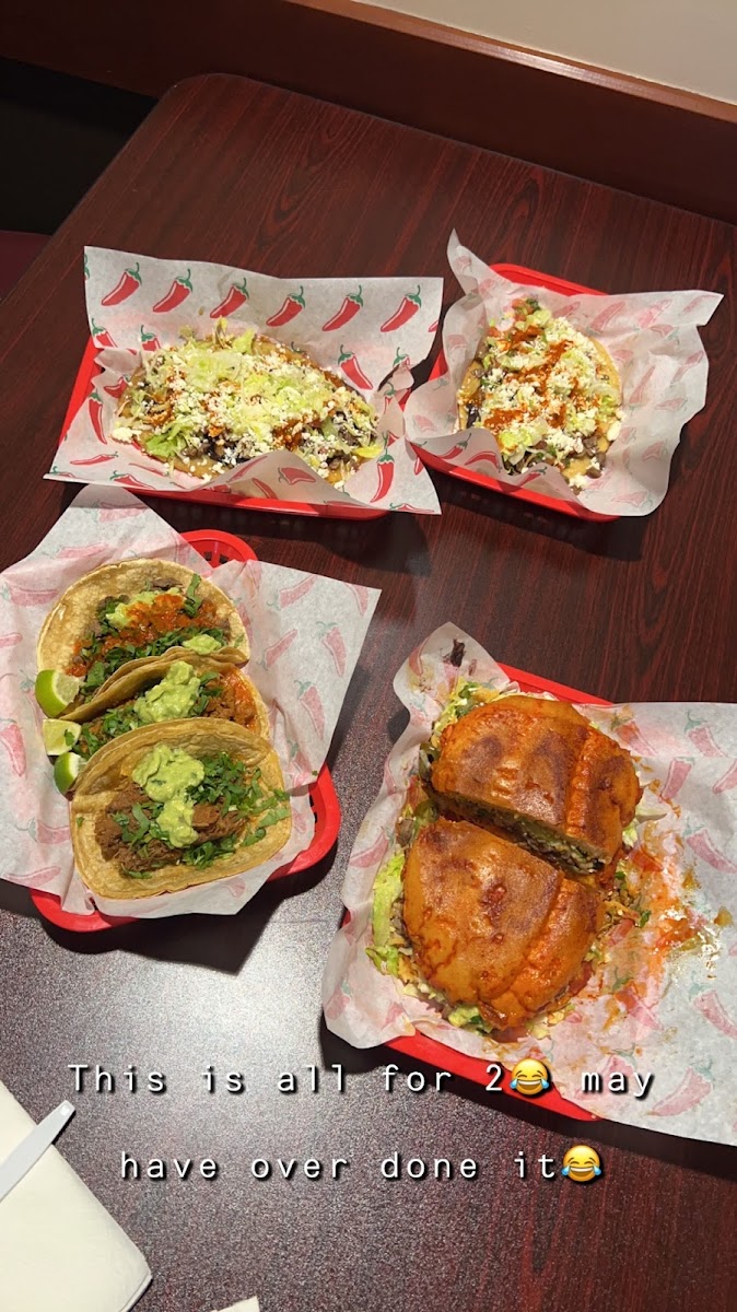 Vaquero Mexican Grill - Photo 3