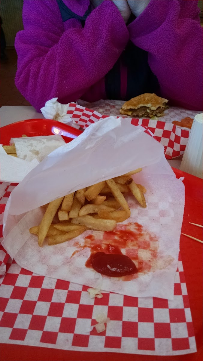 Bill's Jumbo Burger - Photo 3