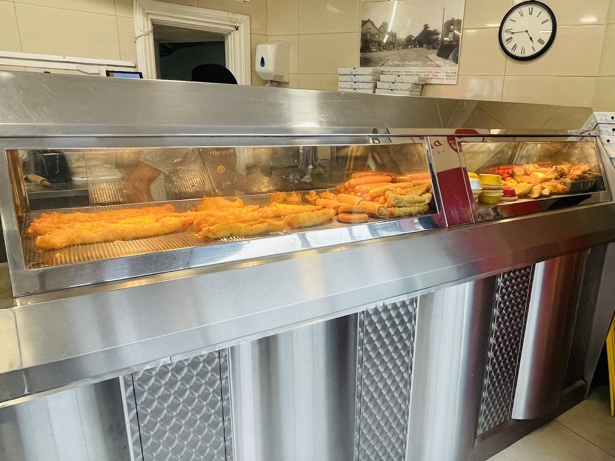 The Station Fish Bar Northfield B31 3TE - Photo 6