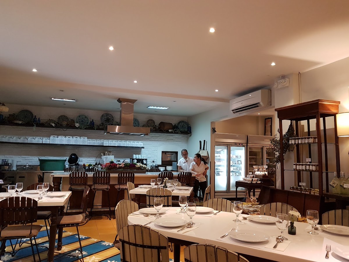 Victorino's Restaurant