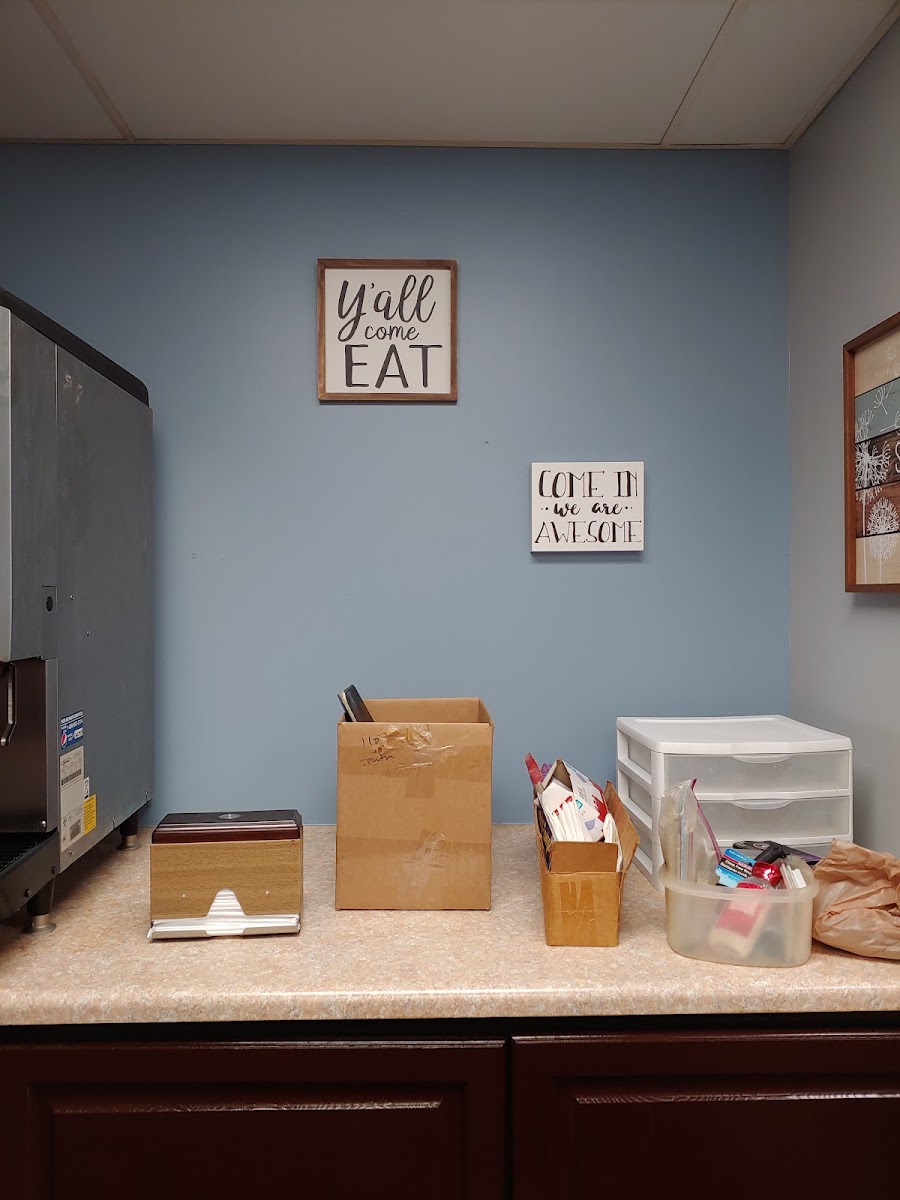 Dwight Pizza & More - Photo 5