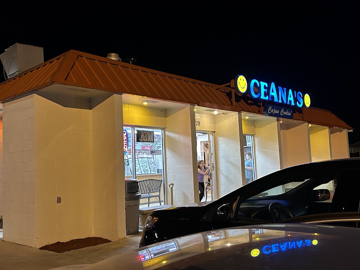 Ceana's Cajun Cookin - Photo 4