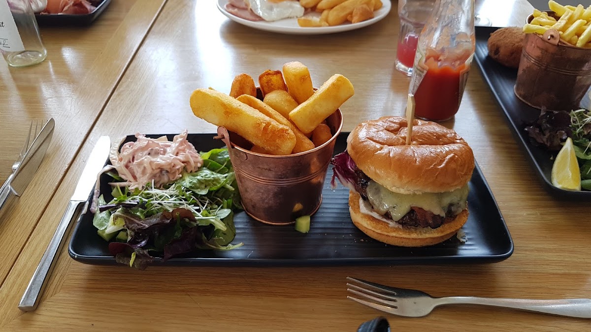 The Beach (was Billy's) - Photo 1