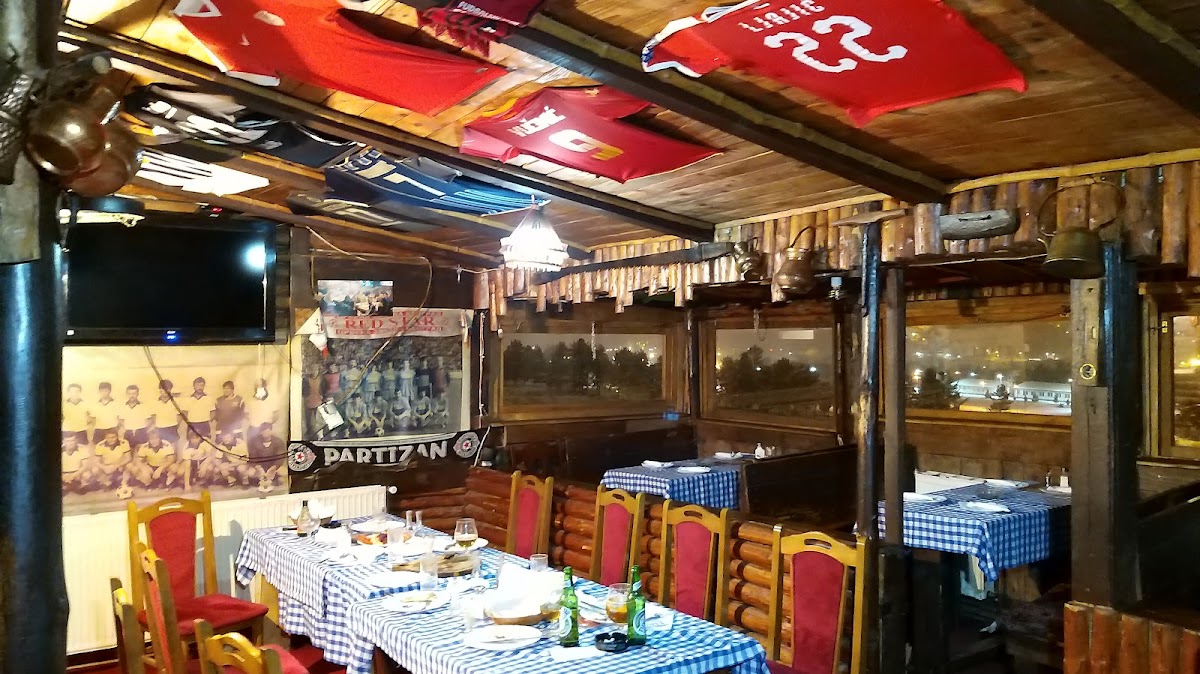 Kafana 'Kod Ljutva' Plavi