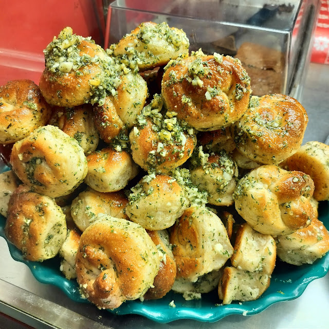 Garlic Knots