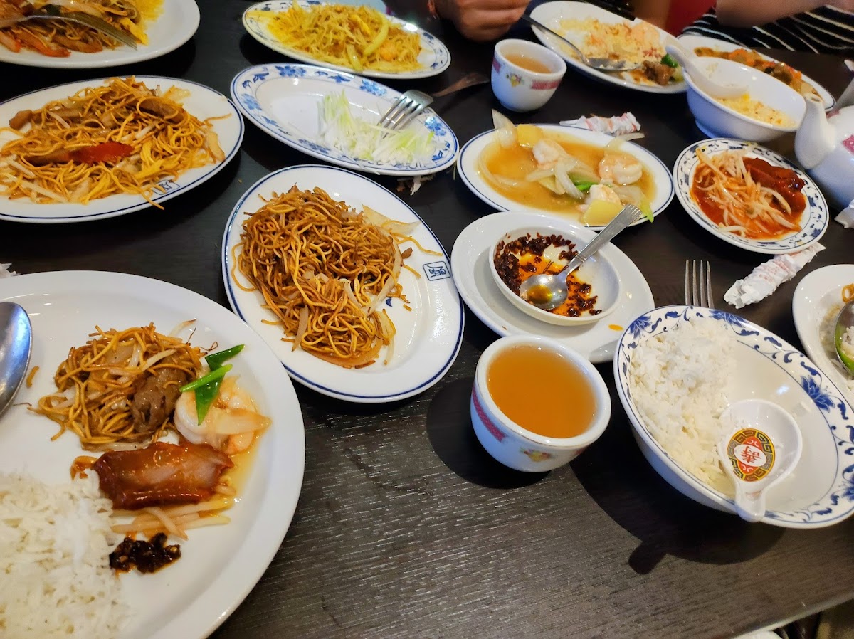 Xing’s Restaurant & Takeaway - Photo 1