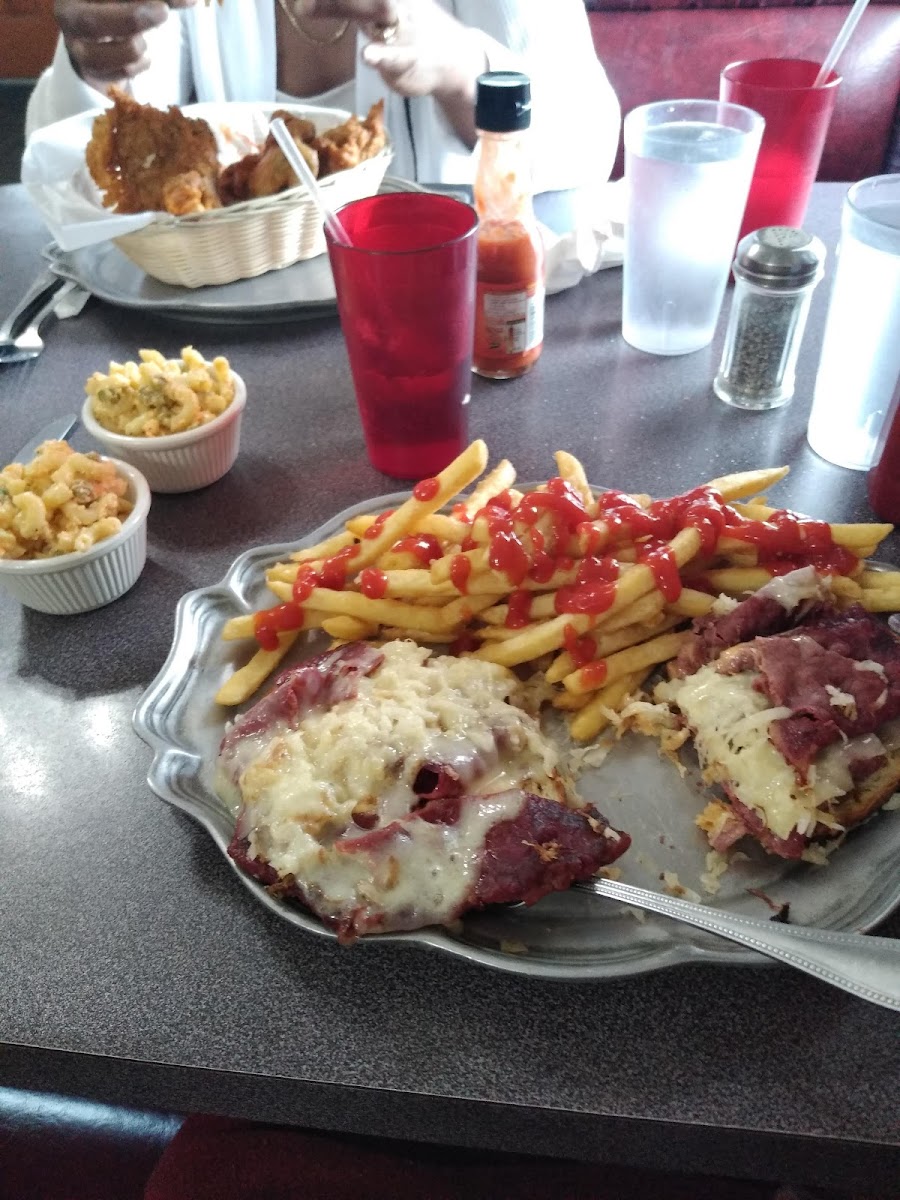 Europa Cafe - Photo 4