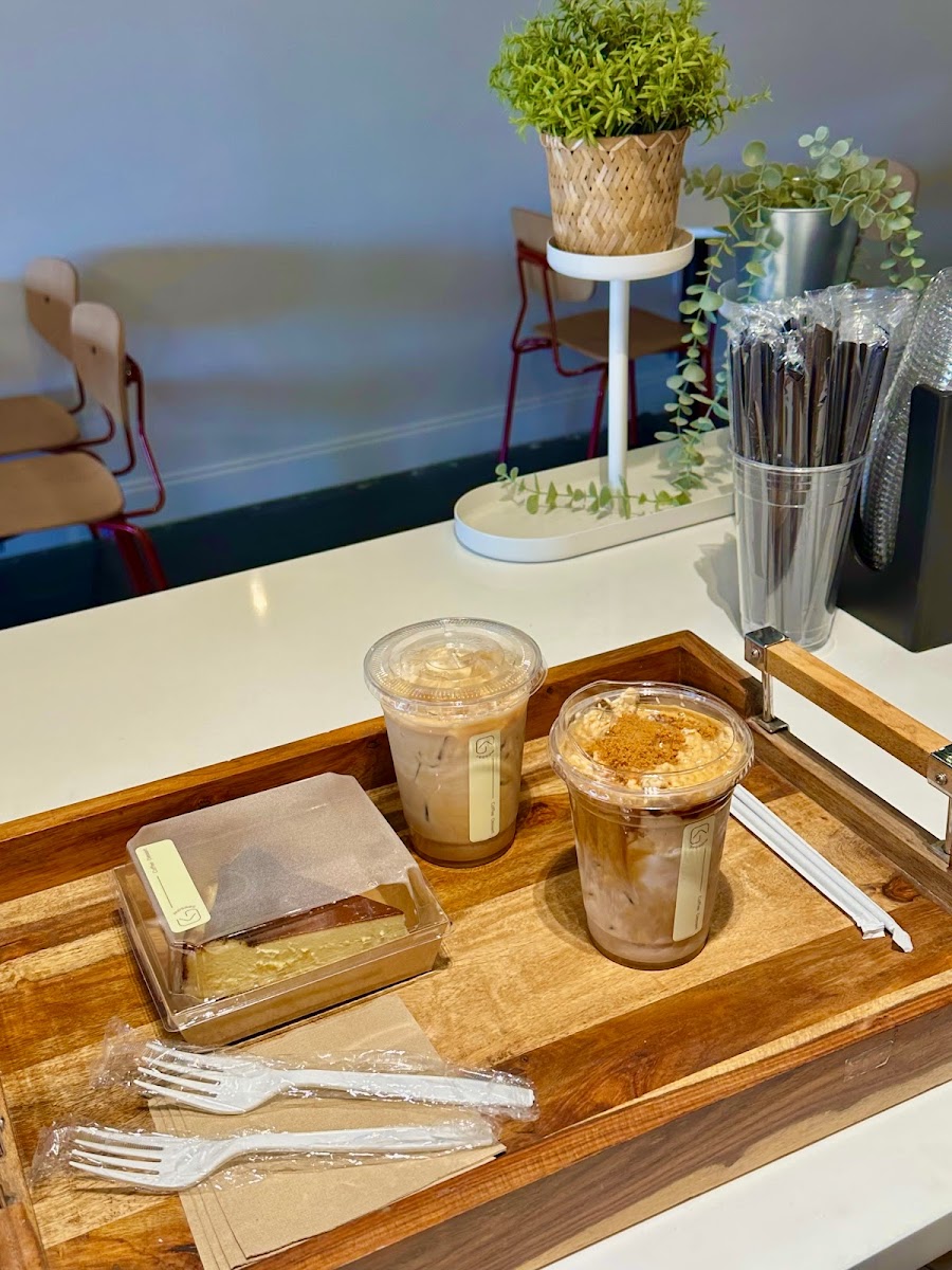 Cafe SeeSaw - Photo 1