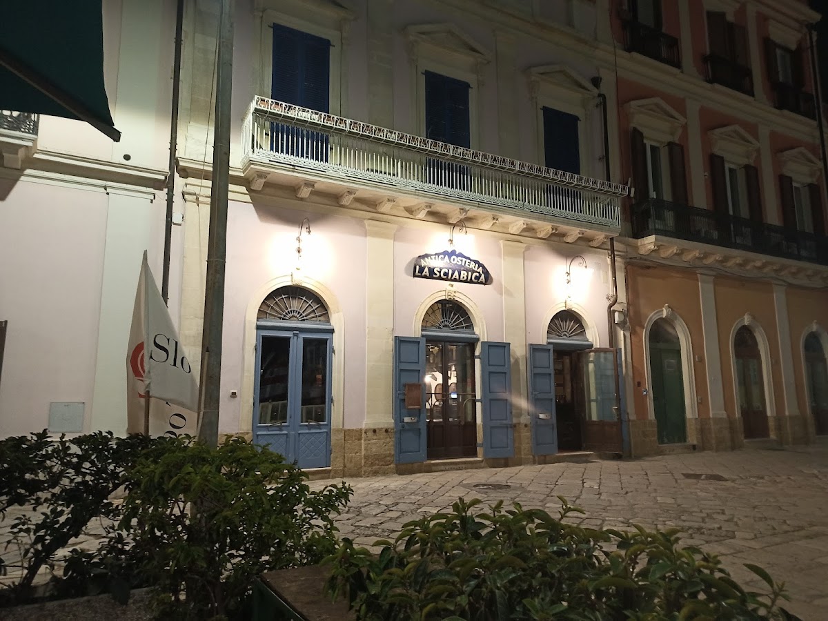 Antica Osteria Pizzeria La Sciabica - Photo 9