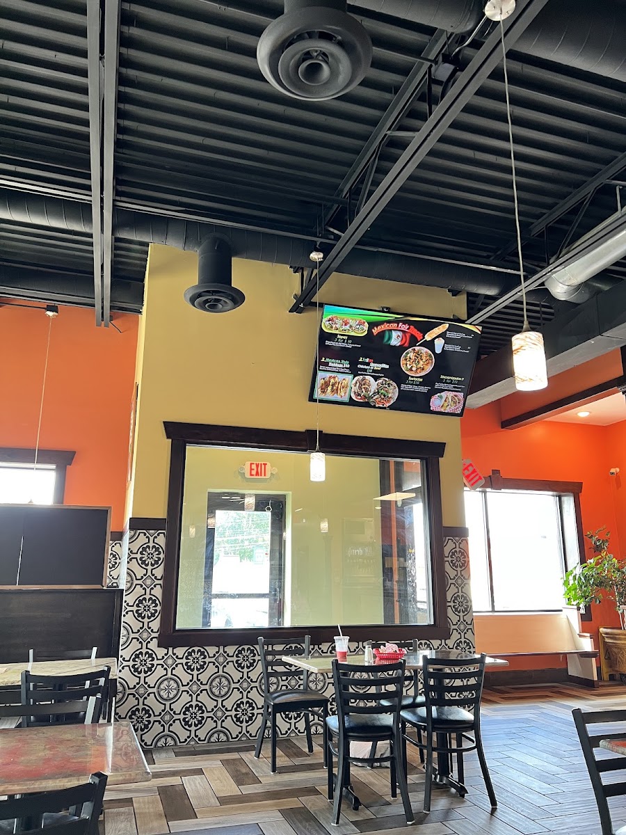 Taqueria La Casita - Photo 6