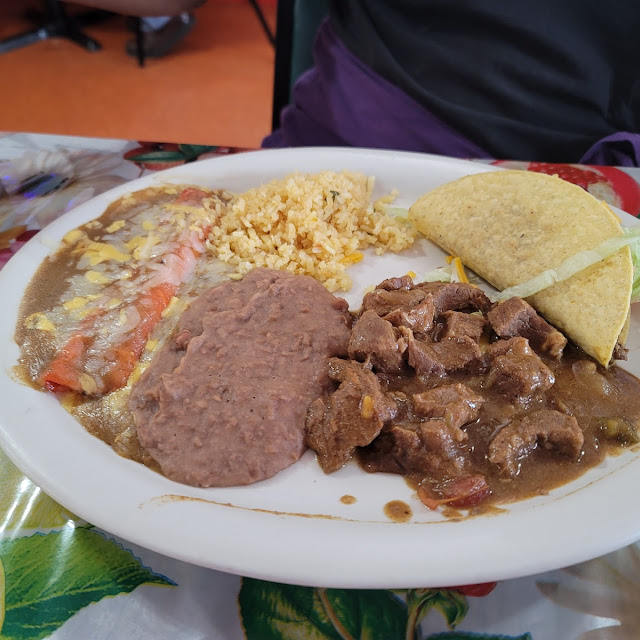 Machacado Plate