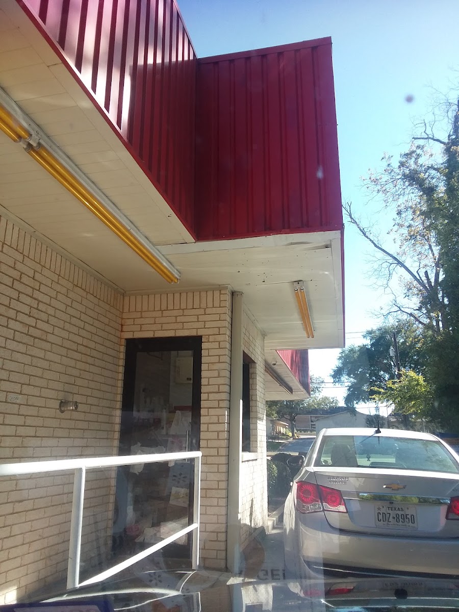 Julio's Market Chicken & Fish - Photo 3
