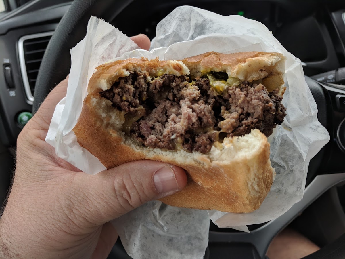 Bulldog Drive-In - Photo 3