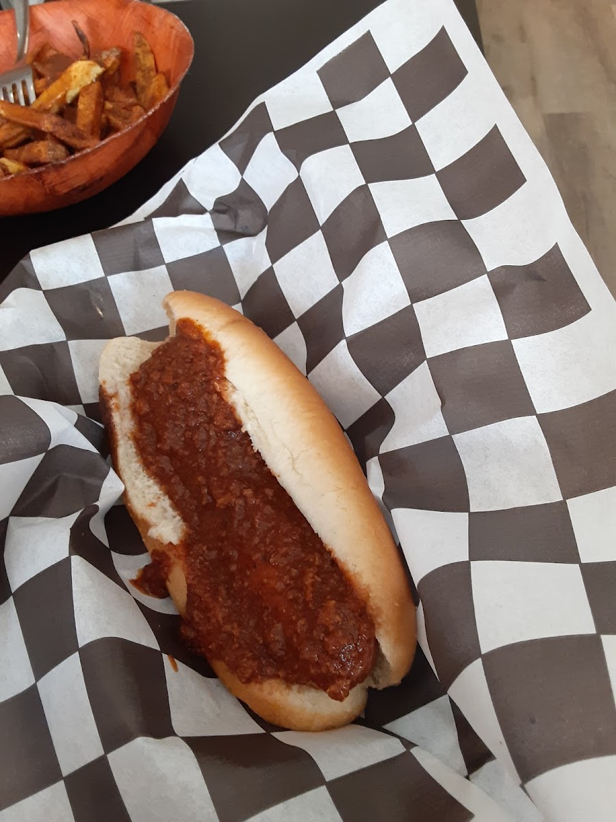 Tito's Sloppy Doggs - Photo 6