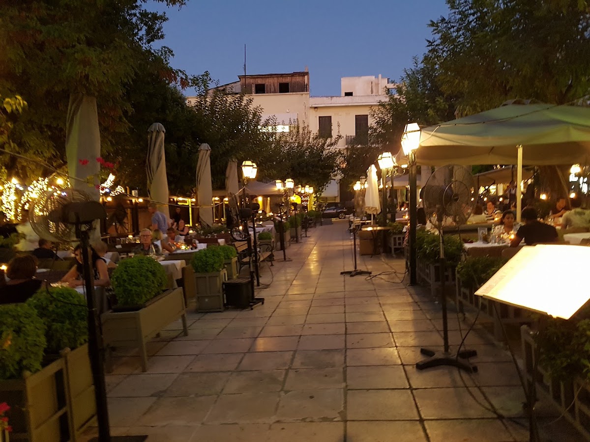 Agora Square Restaurant - Photo 5