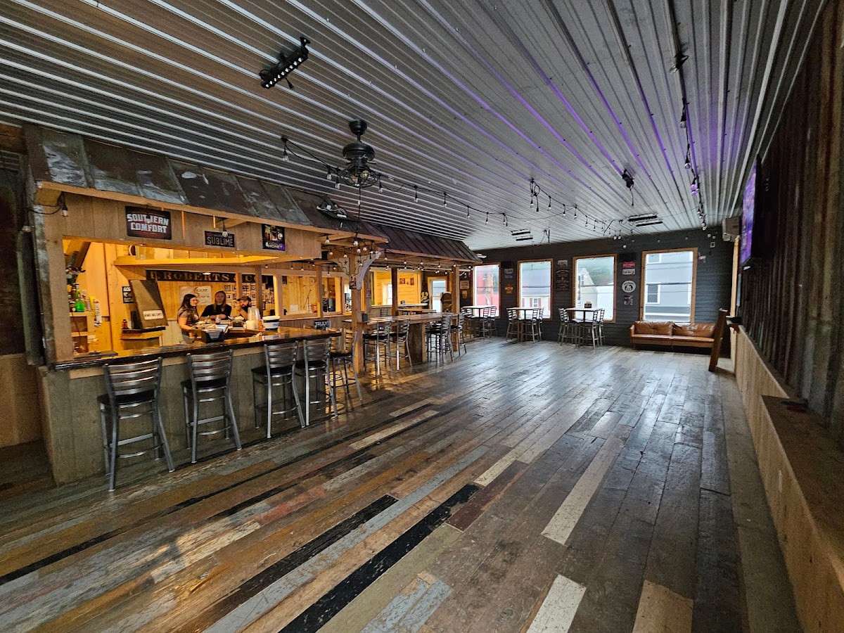 Pat's Pizza Dover-Foxcroft - Photo 6