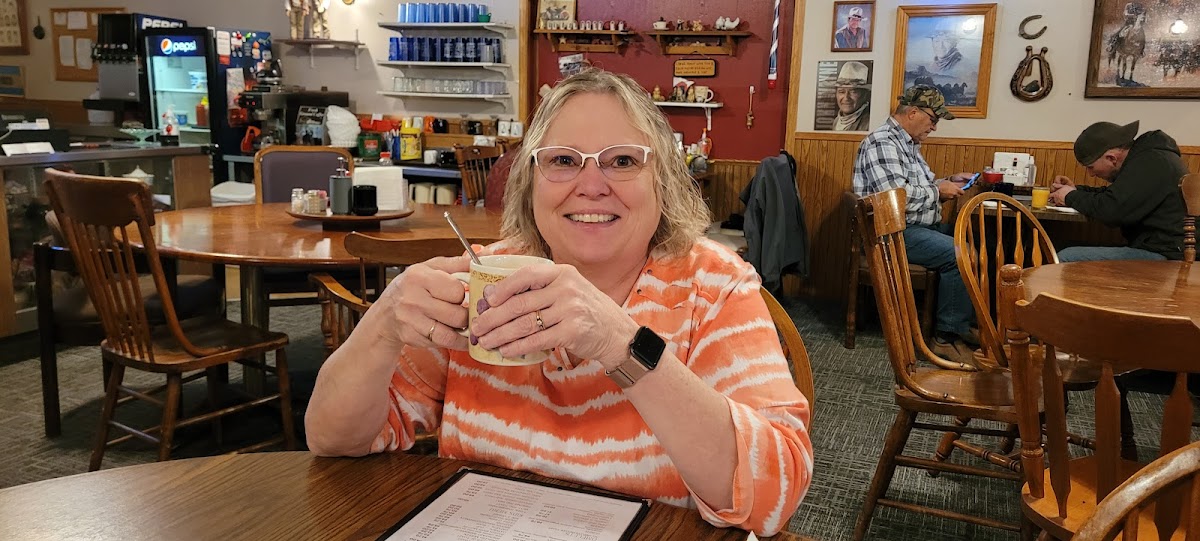 Big Bob's Eatery - Photo 4
