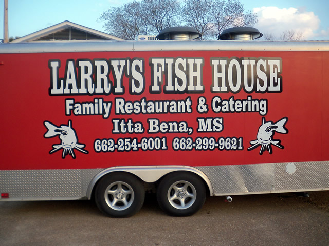 Larry's Fish House - Photo 2
